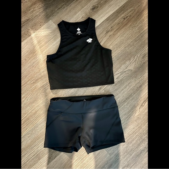 rabbit racing crop & shorts - Picture 1 of 4